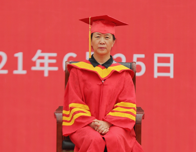 党委书记王雪云出席典礼